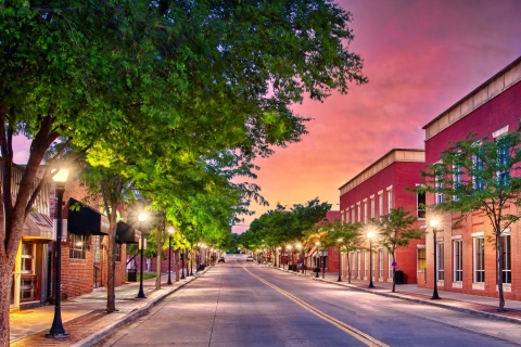 Meet Me on 3rd Street Meet Me on 3rd Street